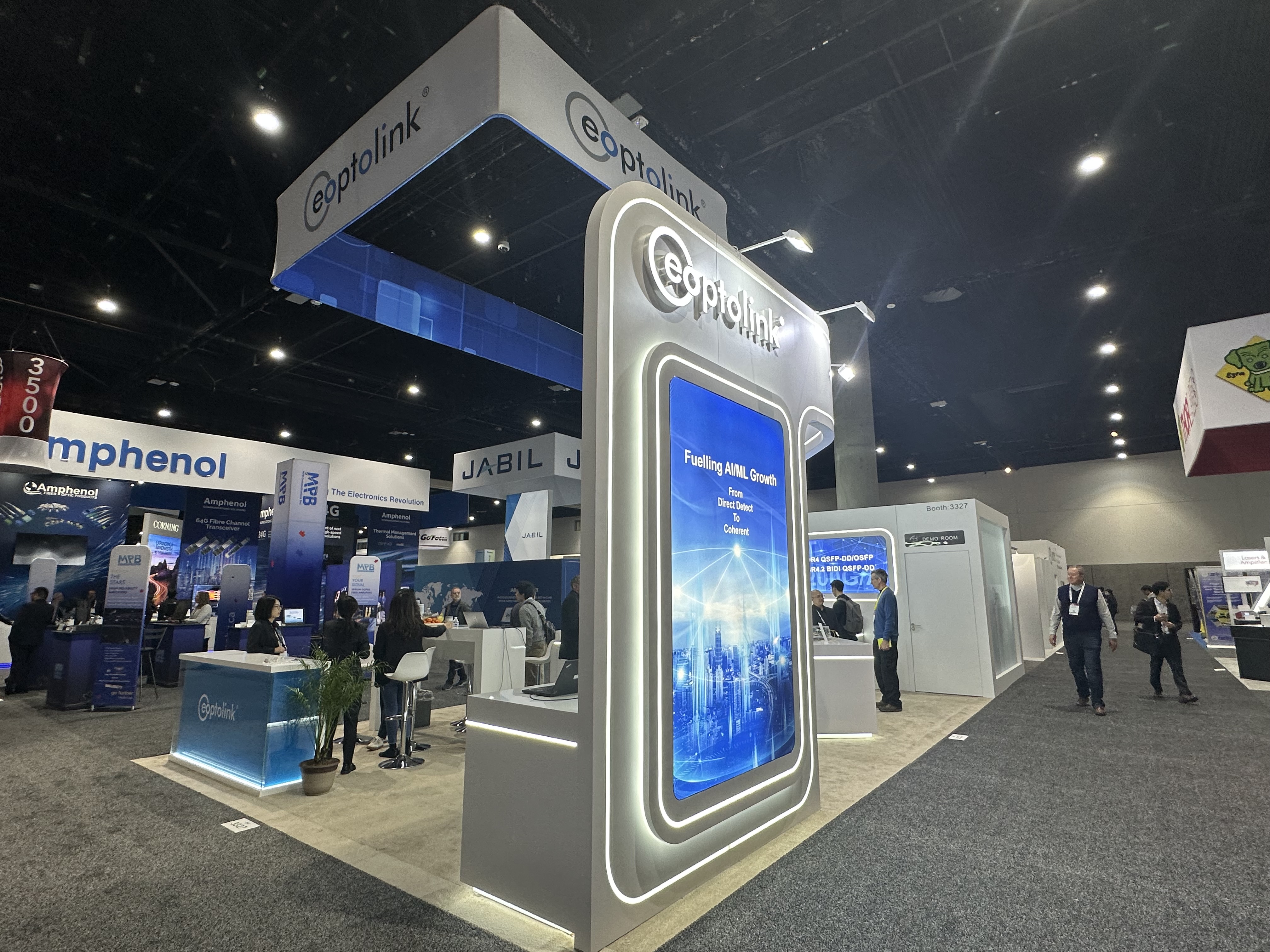 Eoptolink — Main Island stand at OFC